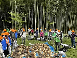 環境保全活動 生物多様性に寄与する竹林管理のお手伝い「タケノコ掘り」を実施しました