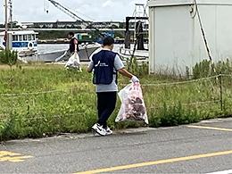 西尾市・一色さかな広場　周辺の清掃活動をおこないました