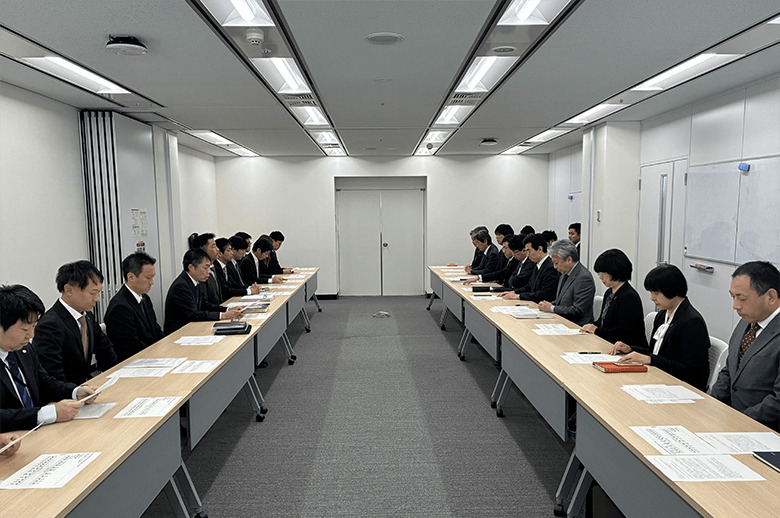 労使協議の様子