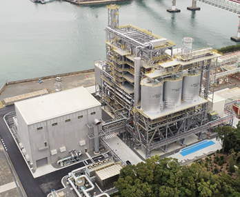 四日市バイオマス発電所の全景の写真 四日市バイオマス発電所の全景の写真