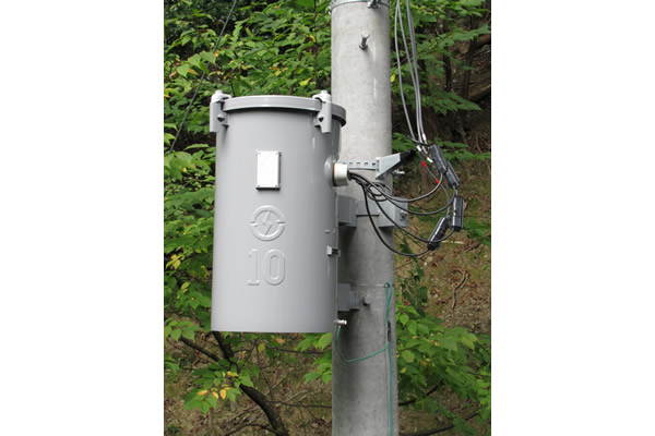 低圧配電線用電圧調整機器、小水力発電用機器